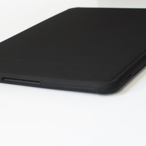 Backside of TILT protective laptop case with built-in stand for MacBook Air M1